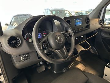 Mercedes Sprinter - 9