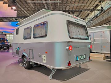 Fahrzeugabbildung HYMER / ERIBA / HYMERCAR TOURING 560 LEGEND URBAN 2023