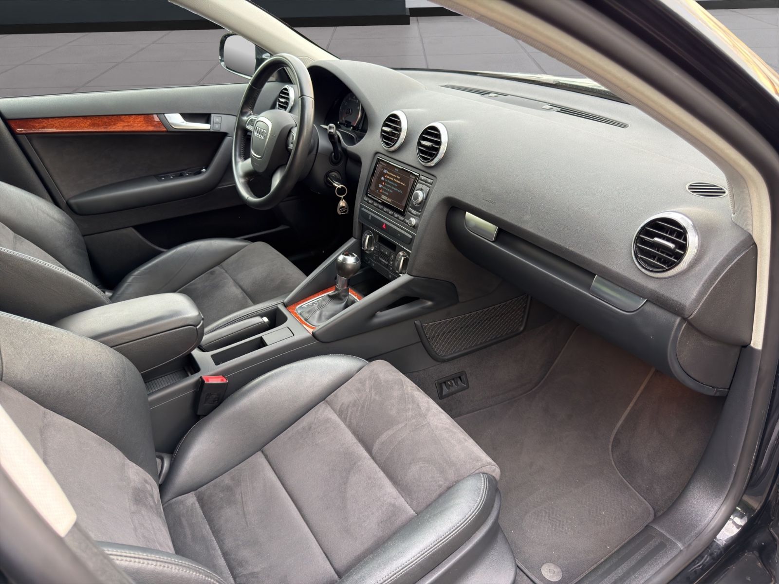 Fahrzeugabbildung Audi A3 Sportback 1.8 TFSI*2*Hand*Xenon*Automatik