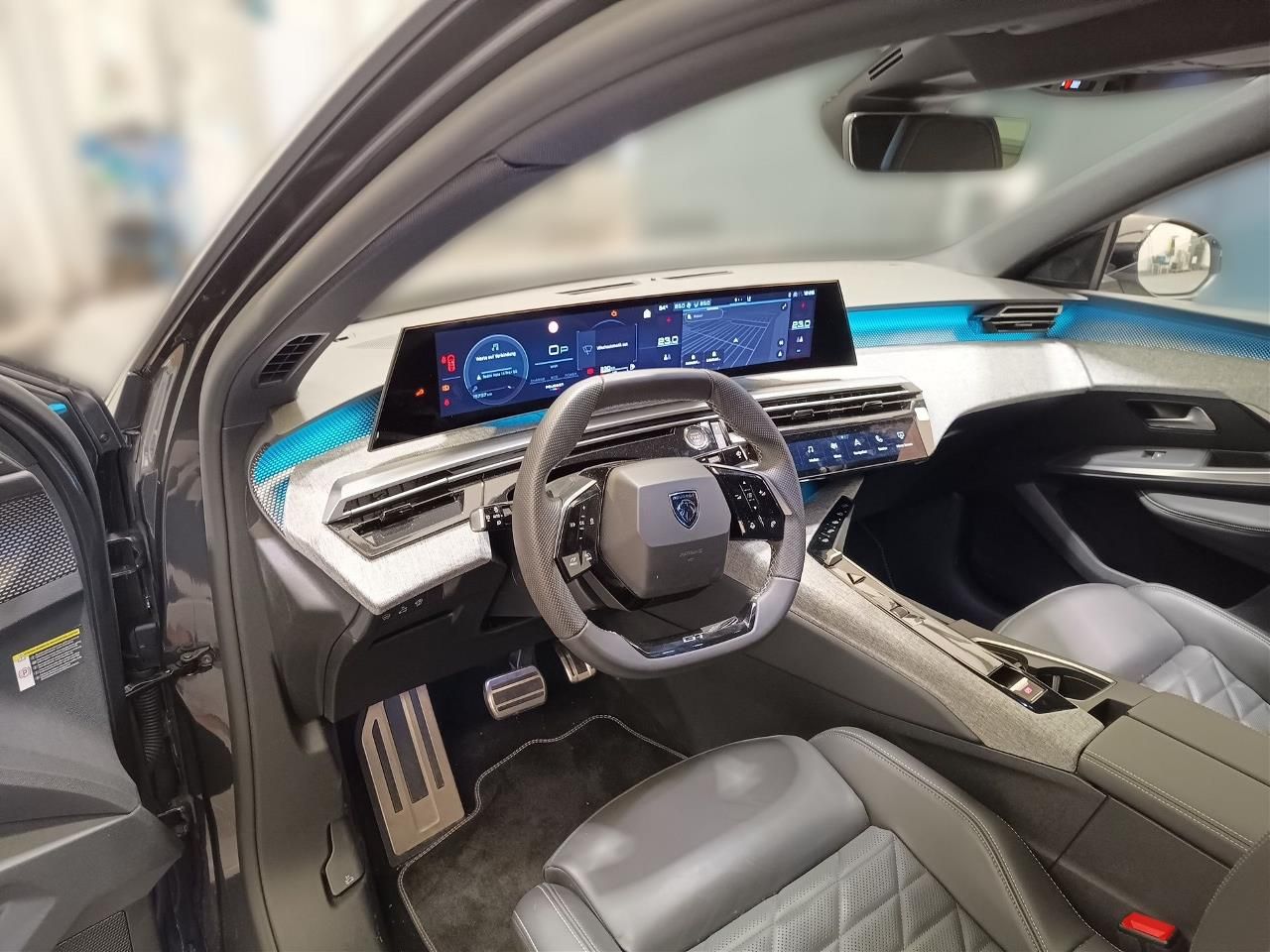Fahrzeugabbildung Peugeot 3008 GT MildHybrid 145 e-DSC6
