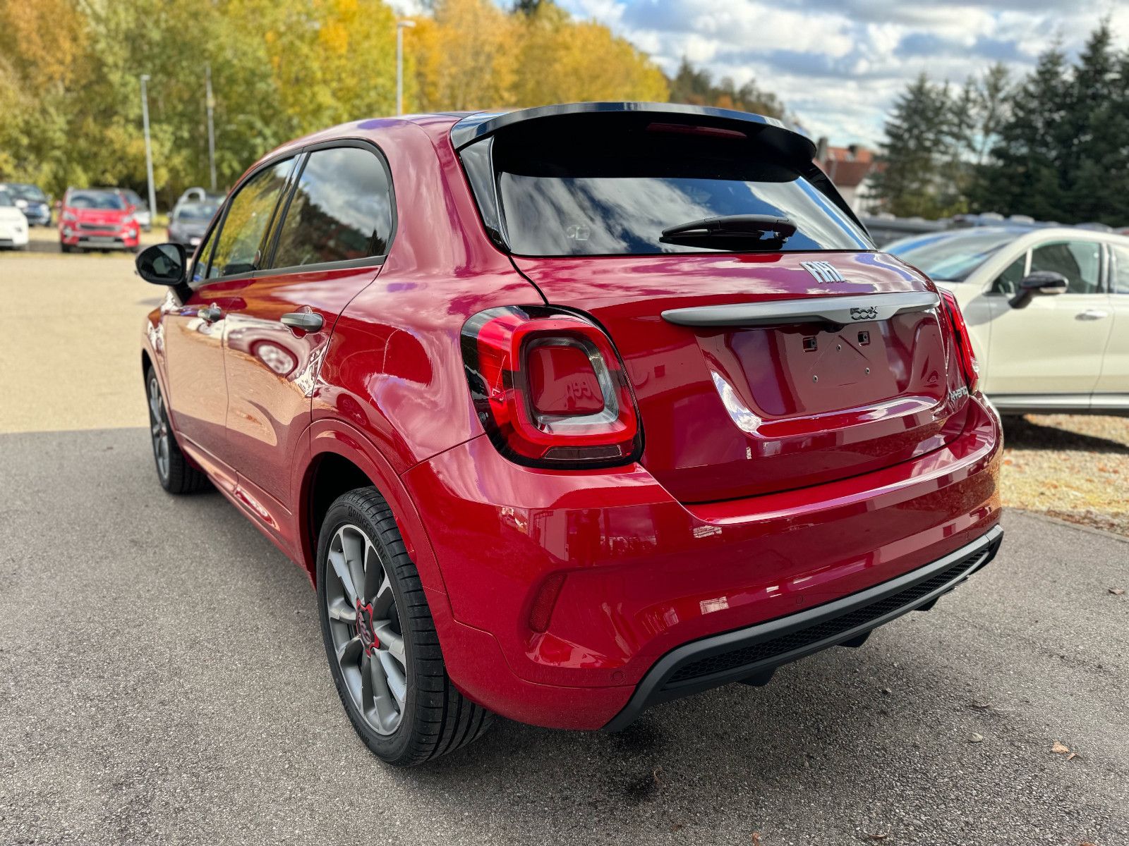 Fahrzeugabbildung Fiat 500X Red Hybrid Automatik