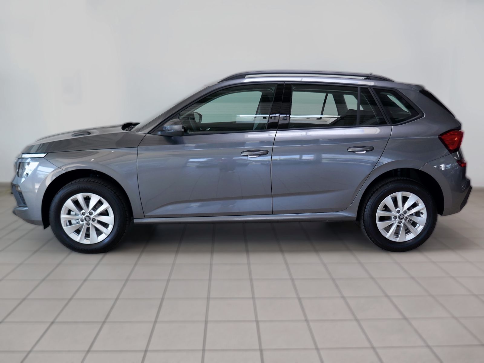 Fahrzeugabbildung SKODA Kamiq Essence 1.0 TSI DSG | LED PDC GRA App