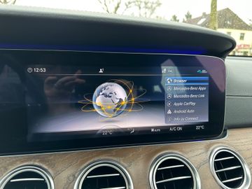 Fahrzeugabbildung Mercedes-Benz E 300d T AMG*360Kamera*Panorama*Exclusive