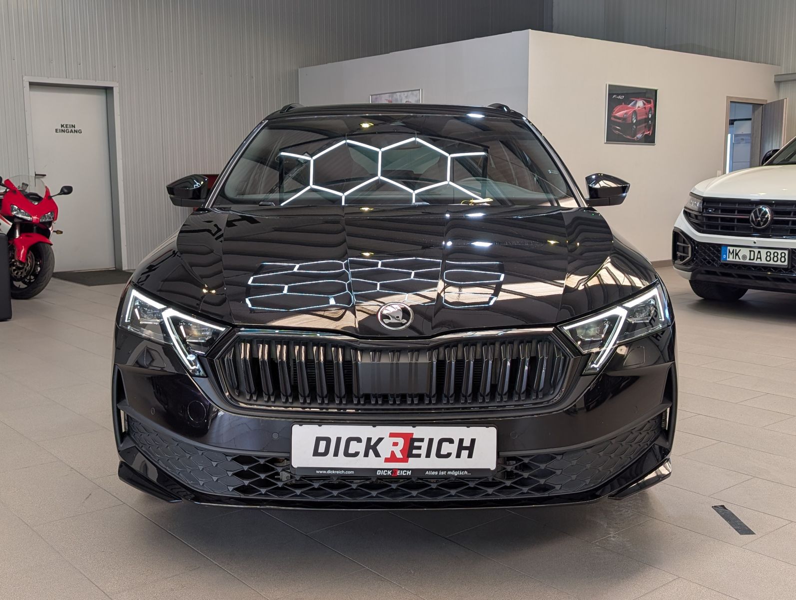 Fahrzeugabbildung SKODA Octavia 2.0 TDI Sportline Matrix Canton Pano ACC