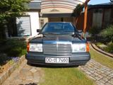 Mercedes-Benz Oldtimer Mercedes Benz Typ 220 CE Baujahr ... - Mercedes-Benz CE 220 mit Benzin-Antrieb: Automatik
