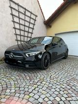 Mercedes-Benz A 220 d 4MATIC DCT -