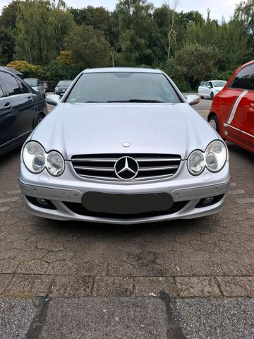 Mercedes-Benz CLK 220