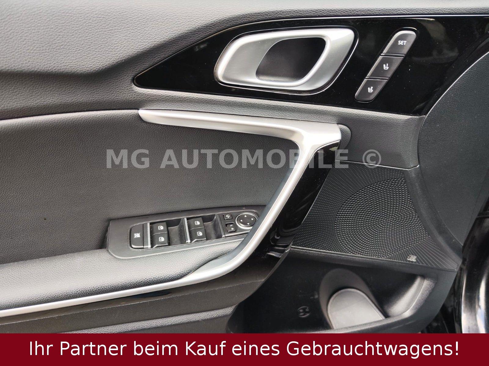 Kia Ceed SW 1.6 CRDi 48V DCT7 Platinum 1.Hd LED Pano