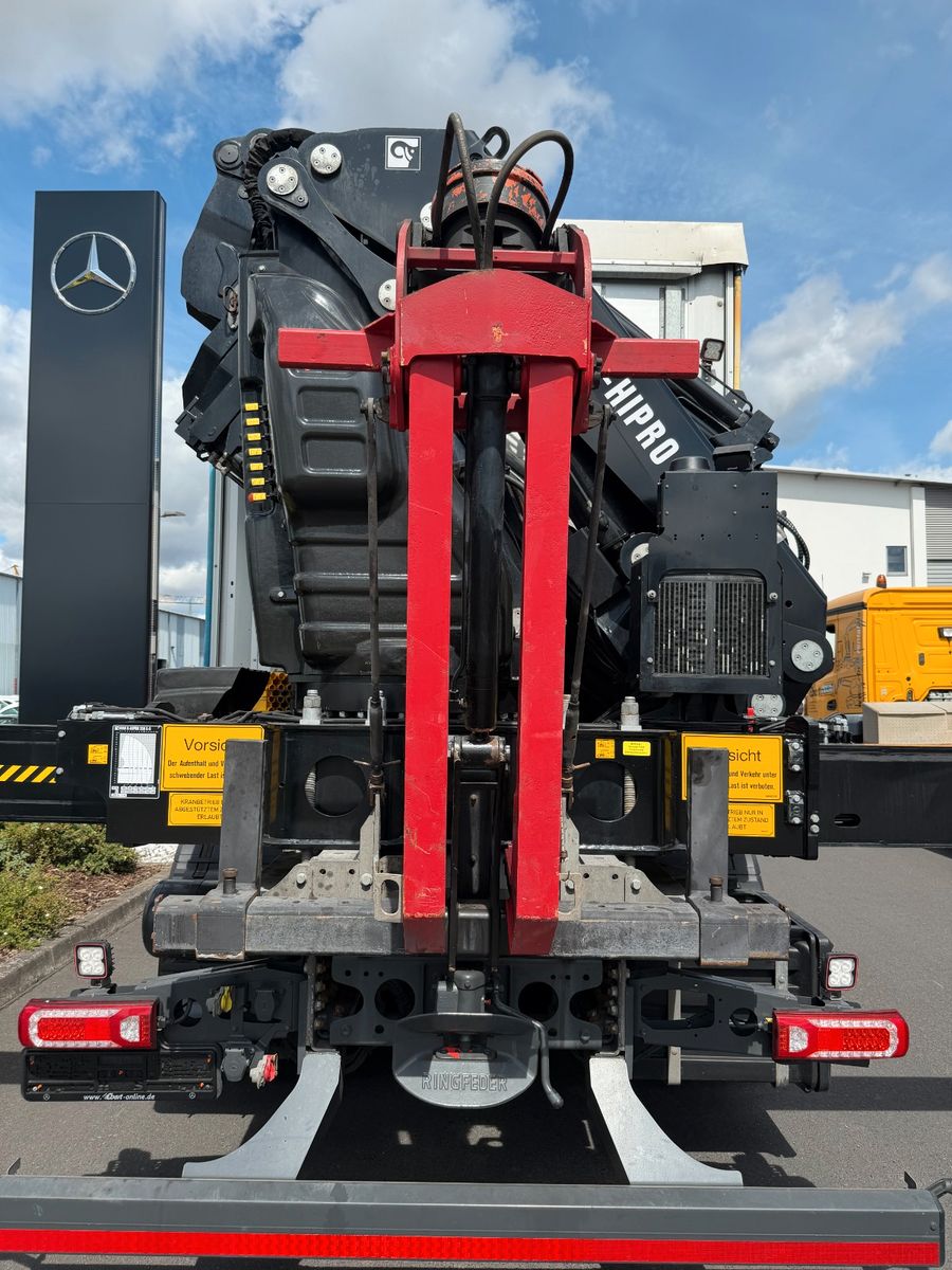 Fahrzeugabbildung Mercedes-Benz Actros 3645 8x2/6 Hiab 358 E-5 Jib 70X-3 Hubdach