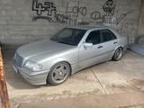 Mercedes-Benz Mercedes Benz C 180 W202 - gebrauchte Mercedes-Benz C 180 aus dem Jahr 2000