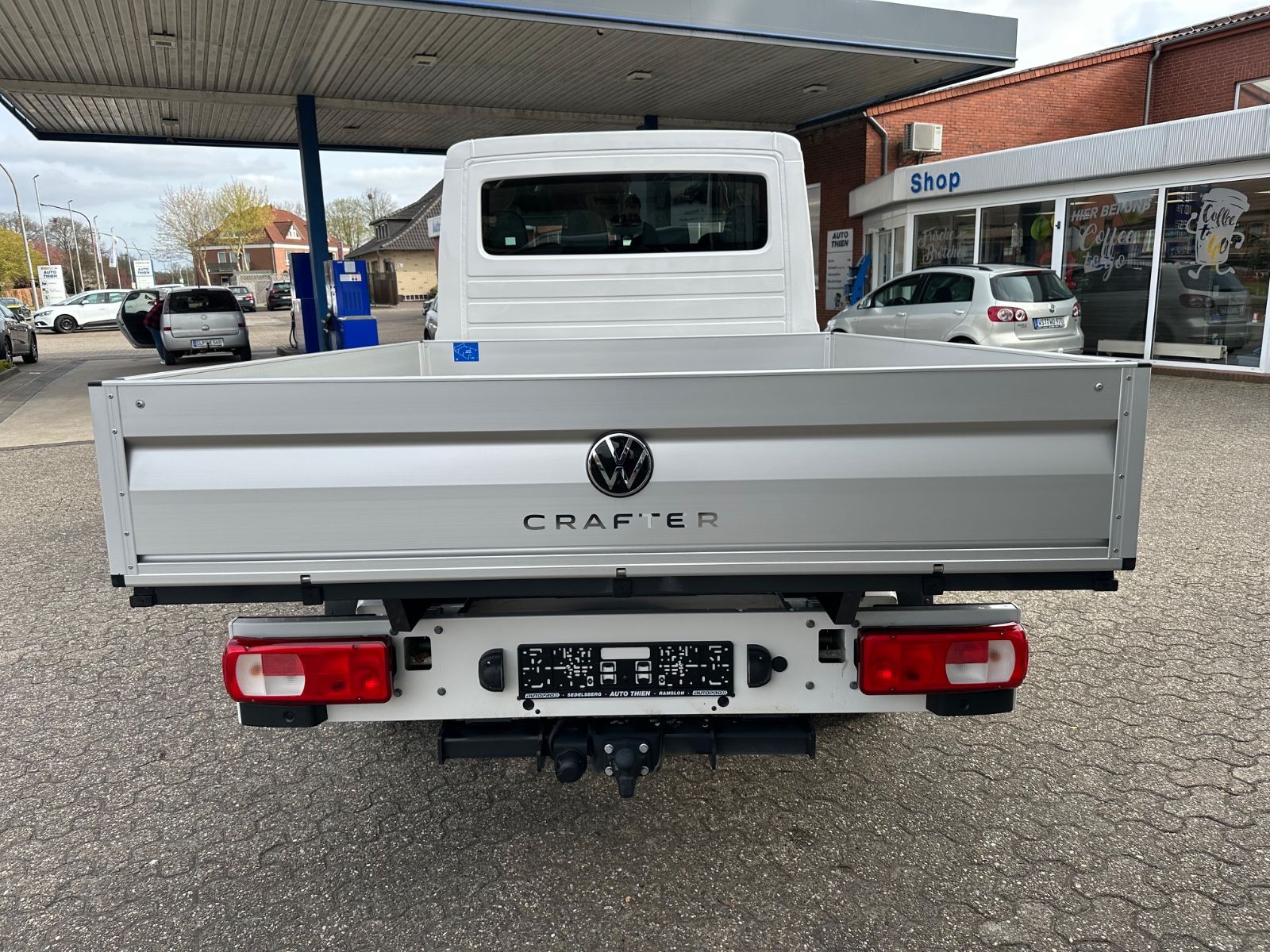 Fahrzeugabbildung Volkswagen Crafter Pritsche 35 DOKA 2.0 TDI Klima/GRA