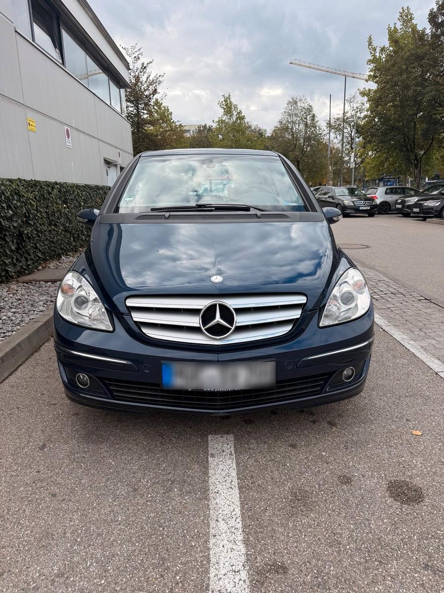 Mercedes-Benz B 170