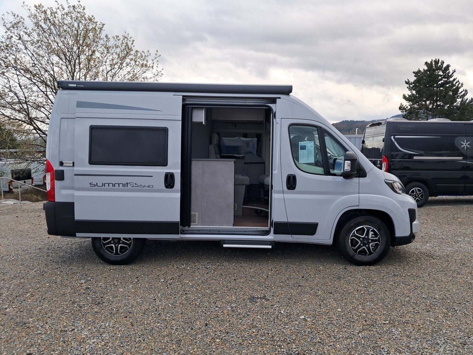 Fahrzeugabbildung Pössl Summit Shine 540 Citroen 140 PS Lithium,Solar