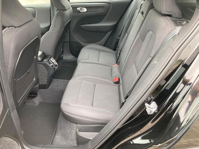 XC 40 T3 Momentum Pro 2WD