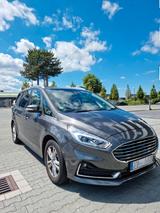 Ford Galaxy 2,0 EcoBlue 140kW Titanium Auto Titanium - Ford Galaxy von privat