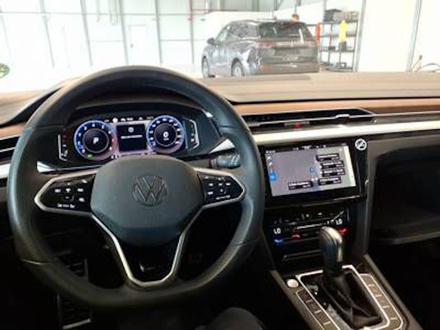 Fahrzeugabbildung Volkswagen Arteon SB 2.0 Elegance NEU60T DSG AHK Matrix KAM