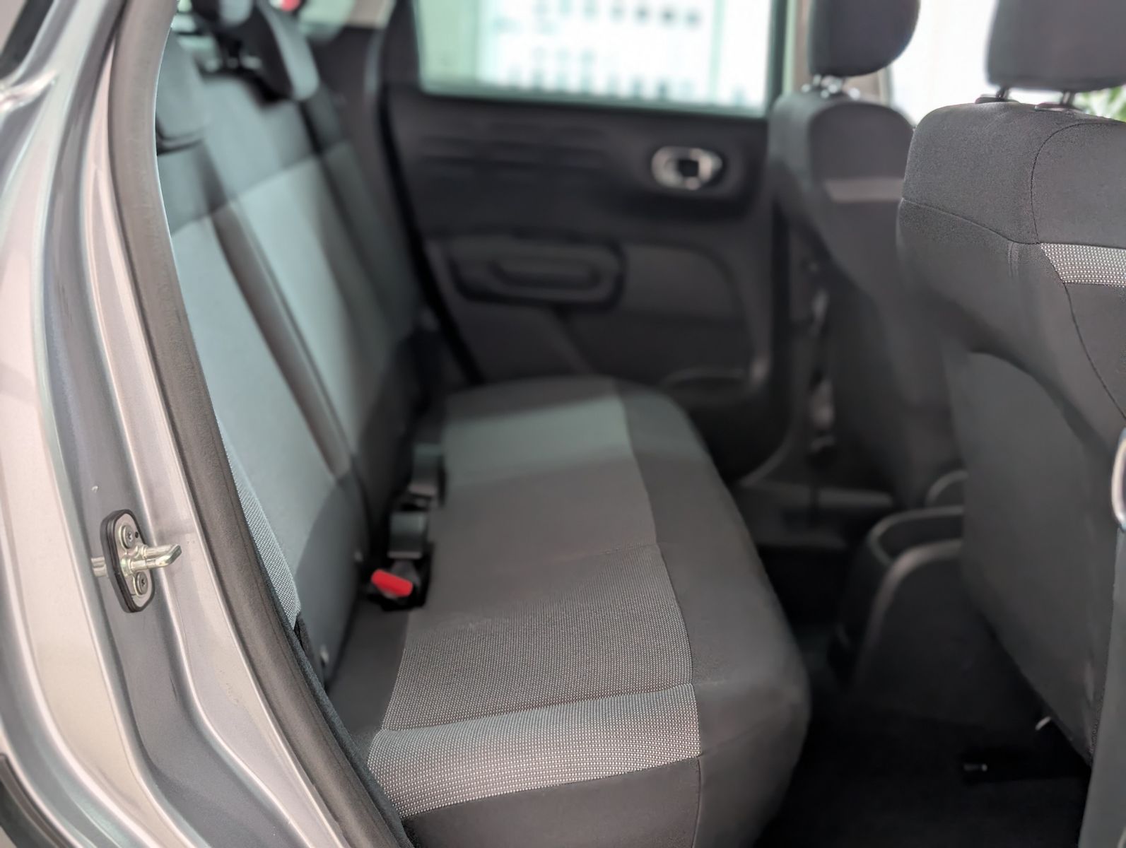Fahrzeugabbildung Citroën C3 Aircross YOU APP PDC TOUCH TEMP KLIMA LED