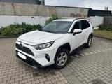 Toyota RAV4 Hybrid | FRISCHE Inspektion / AHK - Toyota RAV 4 in Bochum