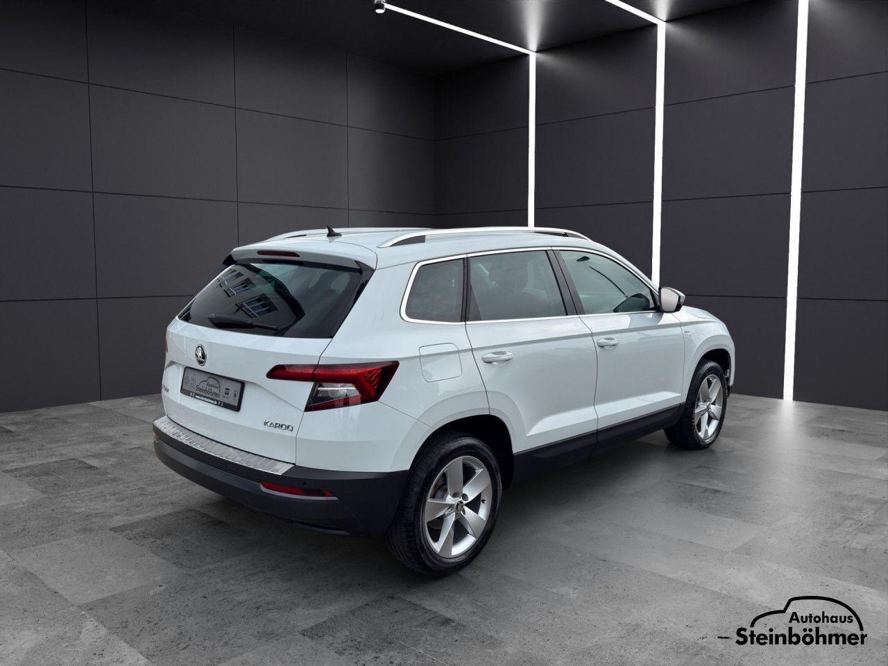 Skoda Karoq 1.5TSI DSG Ambition AHK LED ACC Bluetooth