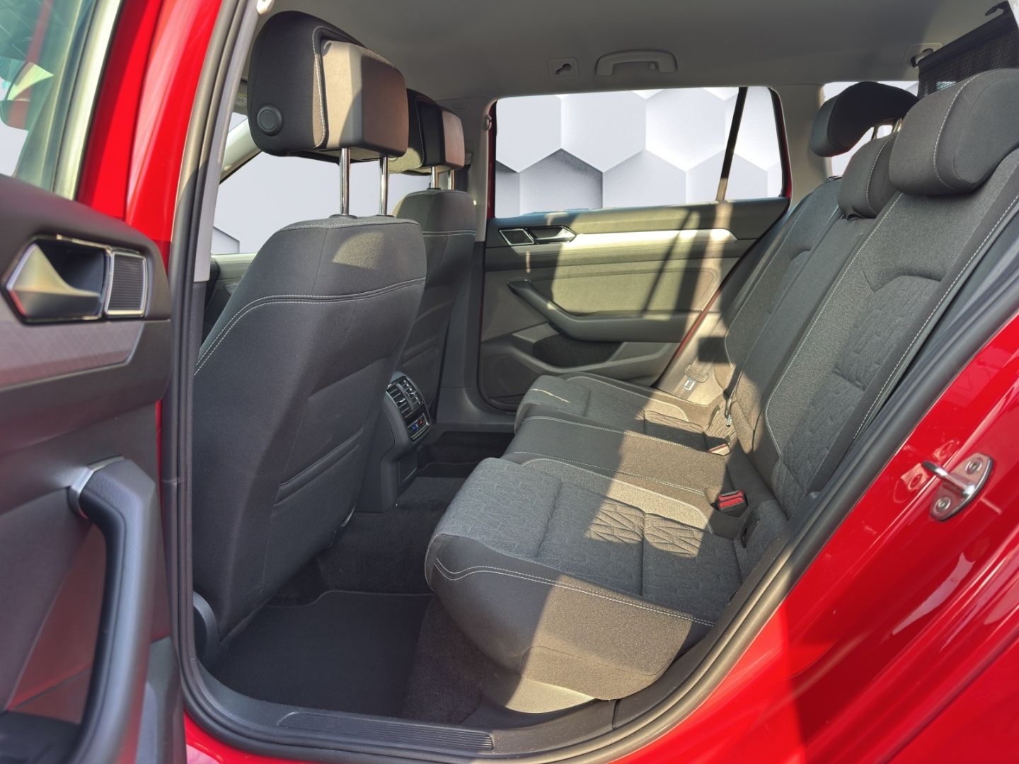 Passat Variant 2.0 TDI Business DSG 90kW LED AHZ