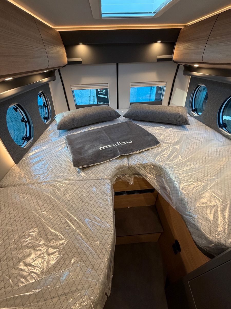 Fahrzeugabbildung Malibu Van Family 4 GT 640 RB Aufstelldach MJ26 lucca