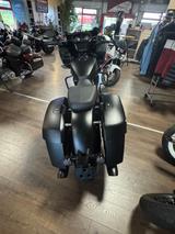 Indian Challenger Dark Horse - INDIAN MOTORRAD