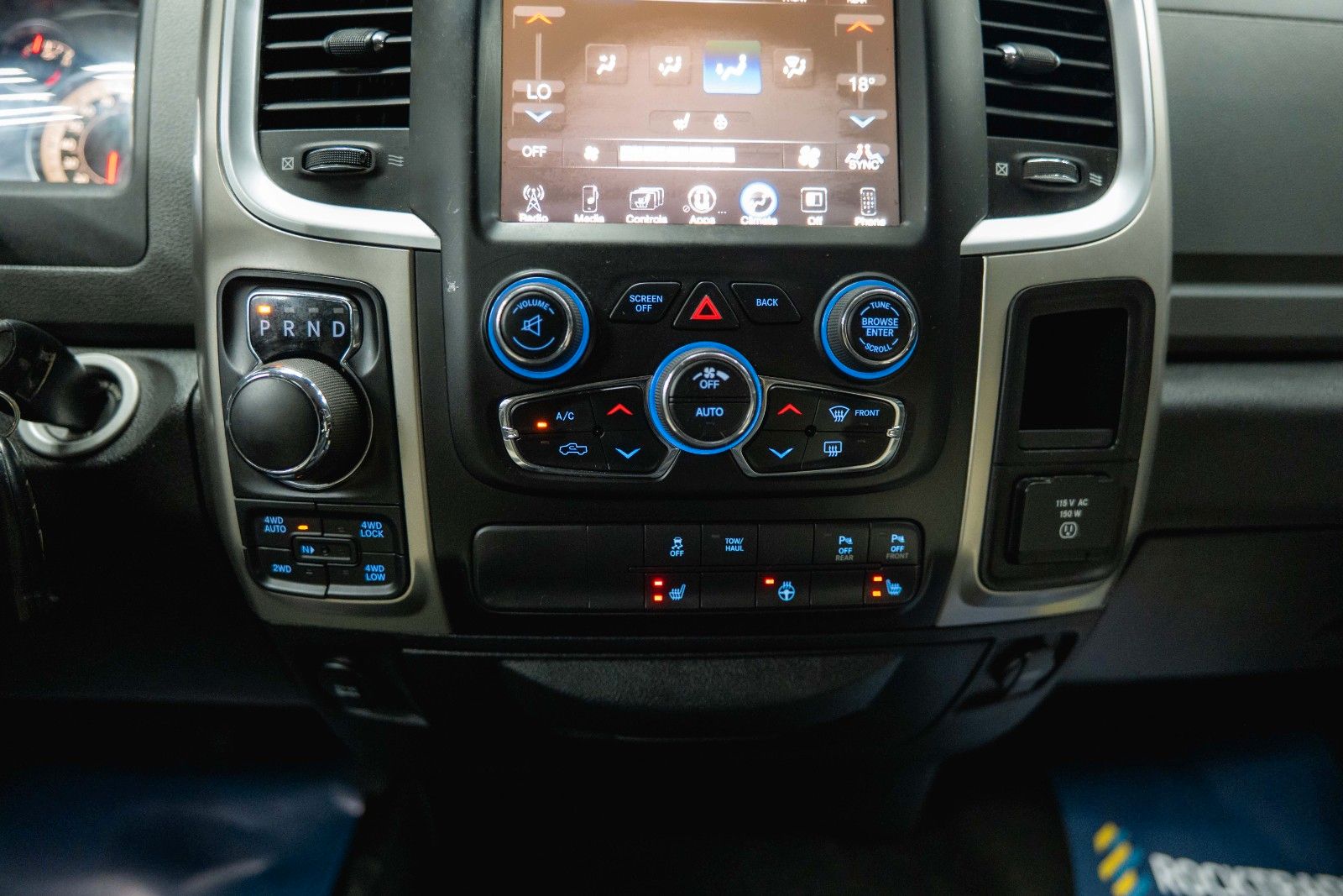 Fahrzeugabbildung Dodge RAM 5.7 V8 HEMI 4x4 PUNISHER OFFROAD RAPTOR LACK