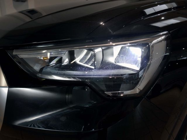 Fahrzeugabbildung Audi Q3 35 Advanced 2.0 TDI S-tronic | LED RFK AHK