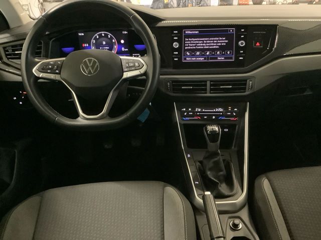 Polo Life 1,0 TSI 70 kW  LED, Navi, PDC, SHZ, Tr