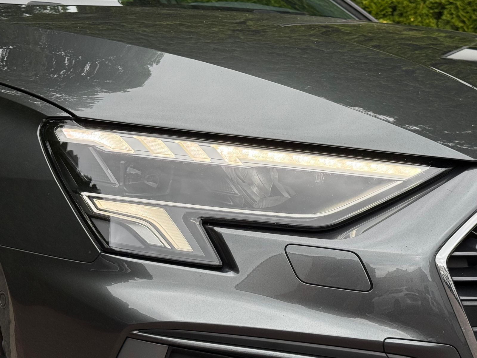 Fahrzeugabbildung Audi A3 35 TFSI S-tr. S-Line PANO+LED+ACC+SHZ+CARPLAY