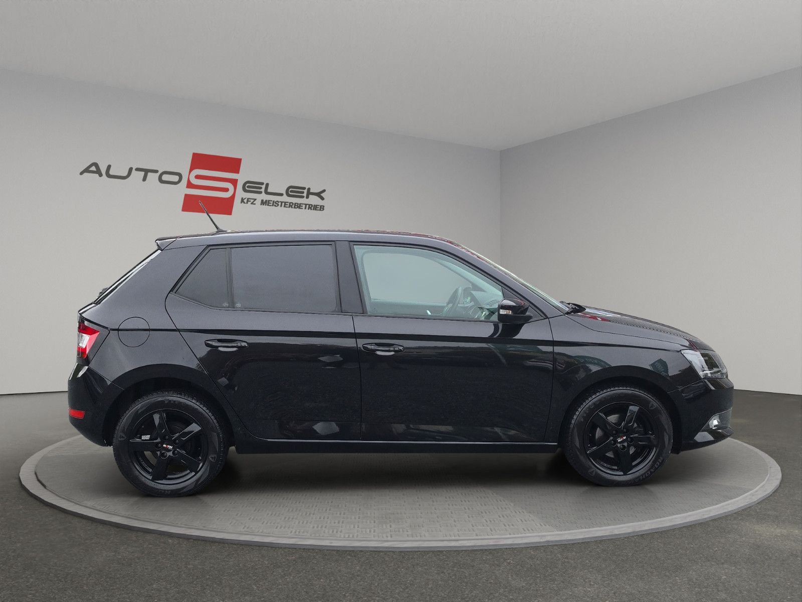 Fahrzeugabbildung SKODA Fabia Style Aus 1.Hand SHZ KLIMA