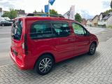 Citroën Berlingo Shine Standh. PDC Klimaa AHK Panoram - Citroën Berlingo mit Benzin-Antrieb: Standheizung