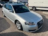 Audi A3 Sportback 1.6 Attraction/Automatik/HU&AU02/27 - Audi A3 aus 2005: 2.0