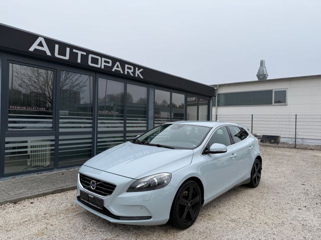 Volvo V40 Momentum 2.0*Xenon*Kamera*Navi*Tempomat*