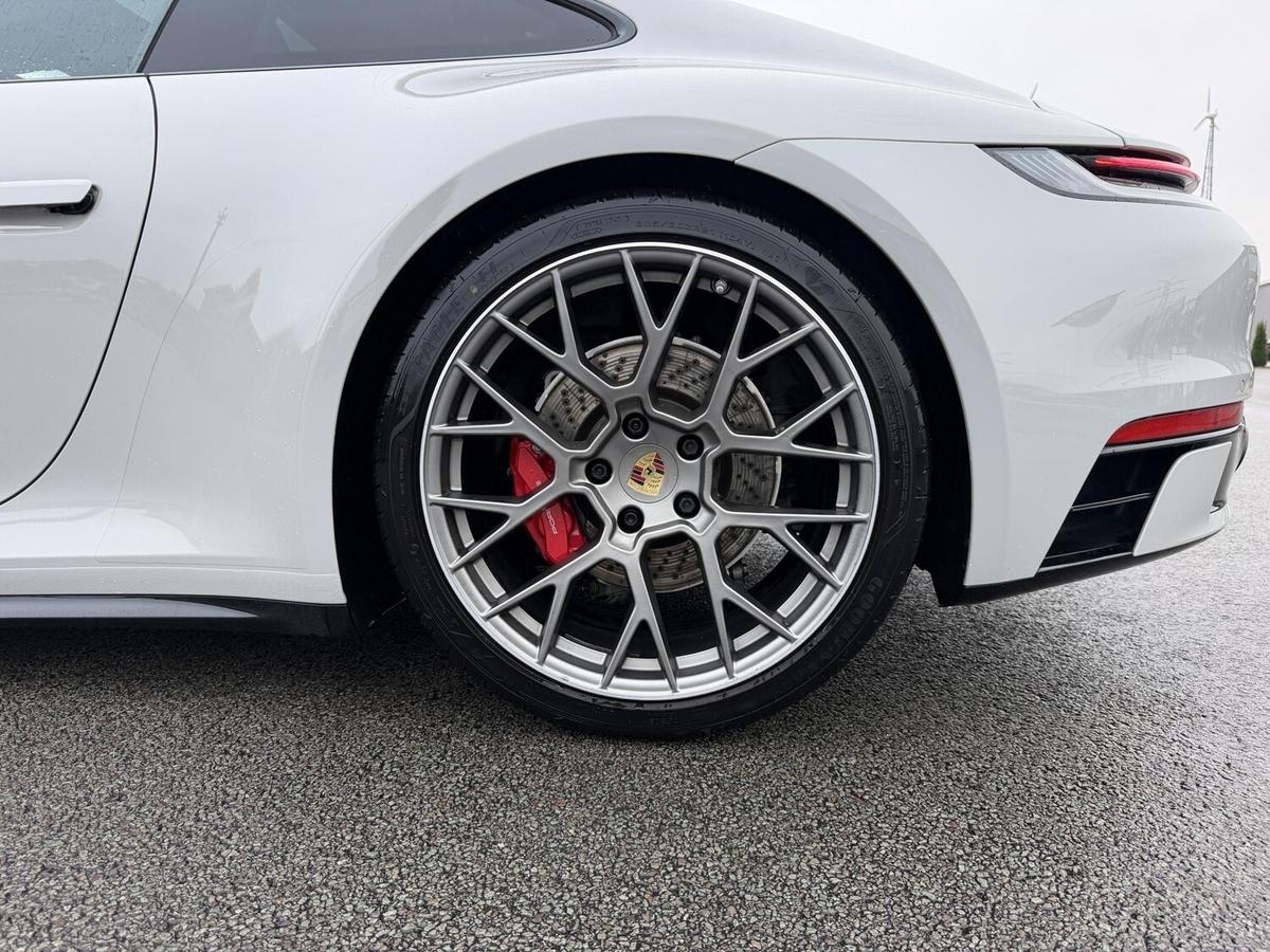 Porsche 992 911 Carrera S+Innodr+Leder+LED+Glasd+Aproved