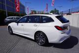 BMW 320e Touring M Sport Aut. LED Navi AHK Alcantara - BMW 320 mit Hybrid-Antrieb: Kombi