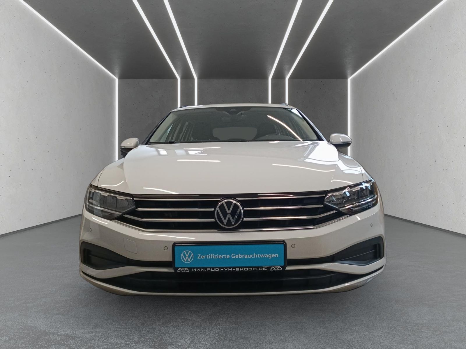 Volkswagen Passat Variant - Bild 6