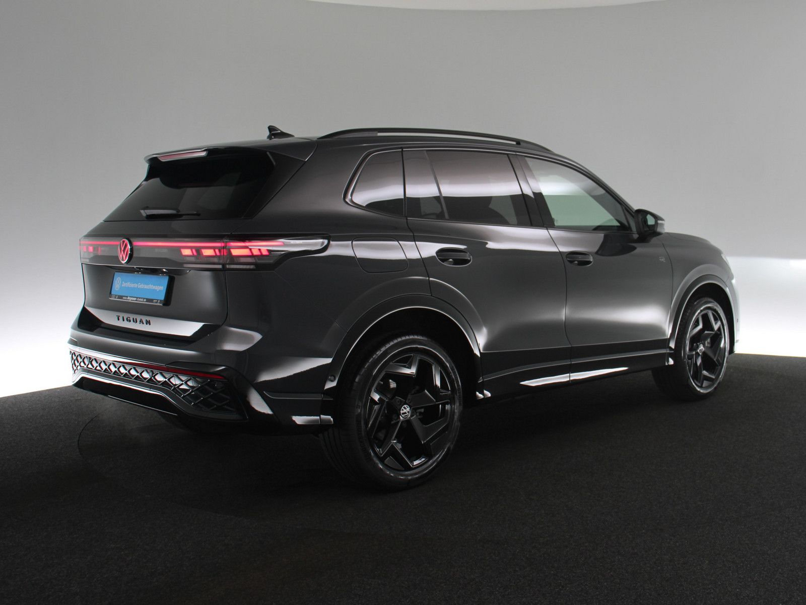 Volkswagen Tiguan 2.0 TSI R-Line 4Motion 360° MATRIX-LED foto 5
