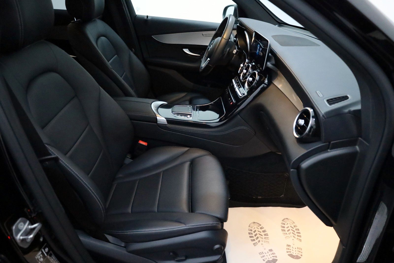 Fahrzeugabbildung Mercedes-Benz GLC 200 d ,Leder,Navi,LED,SH,360Kamera,ACC