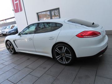 Porsche Panamera - 6