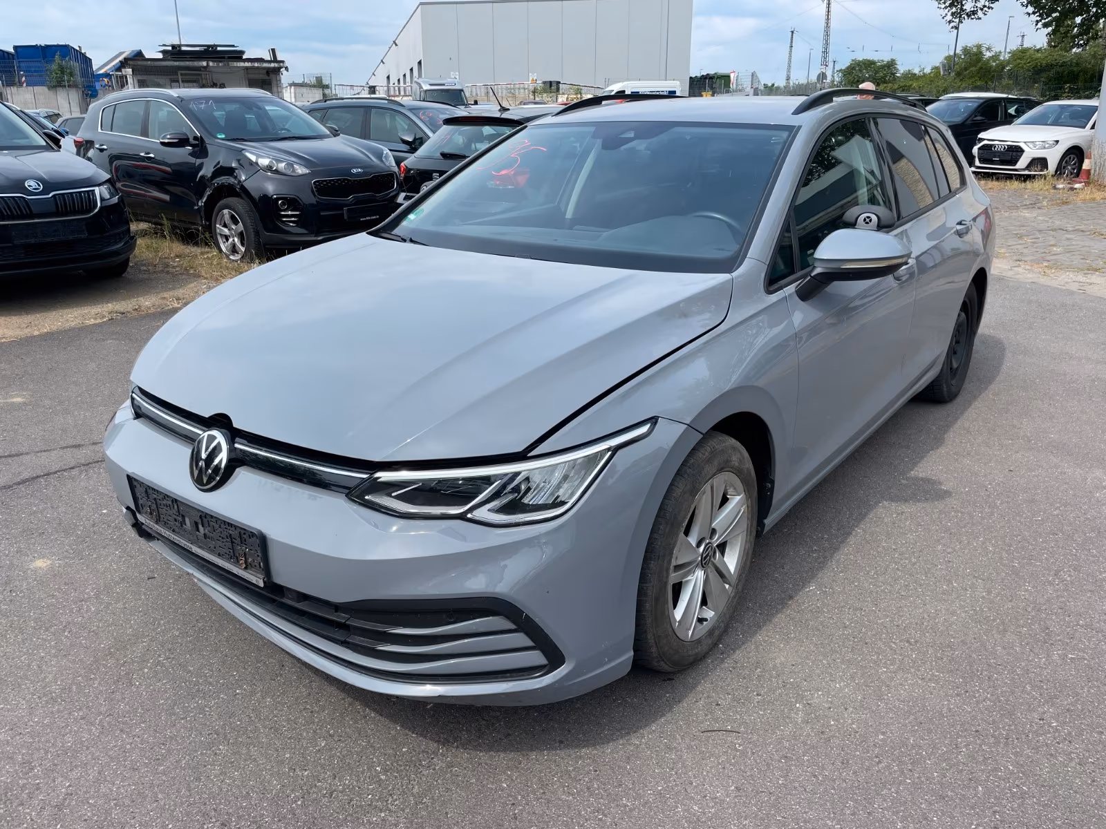 Volkswagen Golf VIII Variant Life