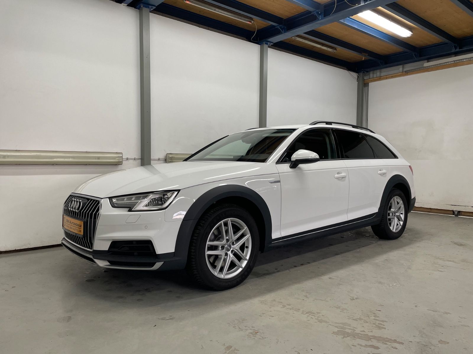 AUDI A4 Allroad 2.0 TDI quattro NAVI XENON