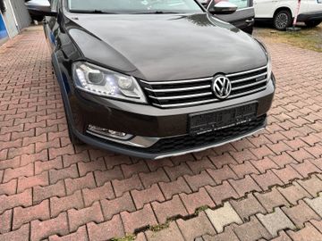 Bild 4 VW Passat Alltrack Variant Basis BMT
