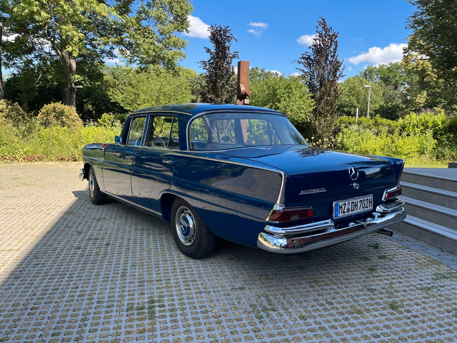 Fahrzeugabbildung Mercedes-Benz 190 Dc