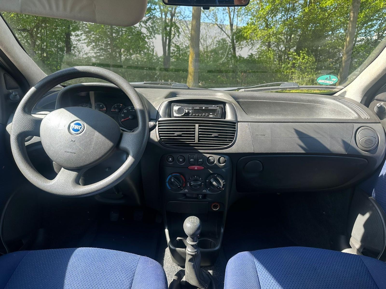 Fiat Punto 1.2 8V Active*TÜV NEU*