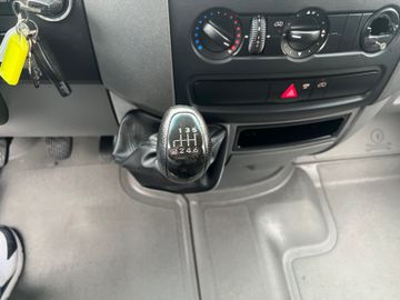 Fahrzeugabbildung Mercedes-Benz Sprinter 513 CDI, Möbelkoffer