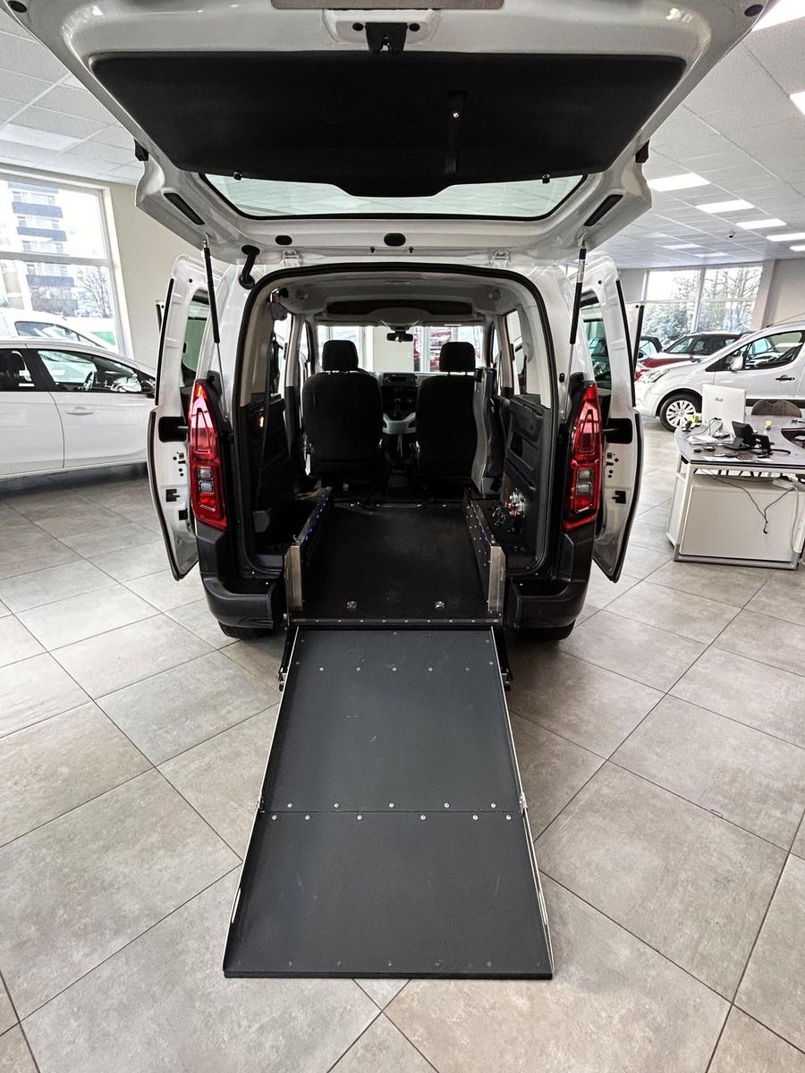 Citroën Berlingo Klima Behindertengerecht  3-Sitzer