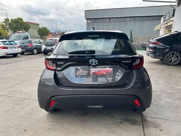 Toyota Yaris - 4