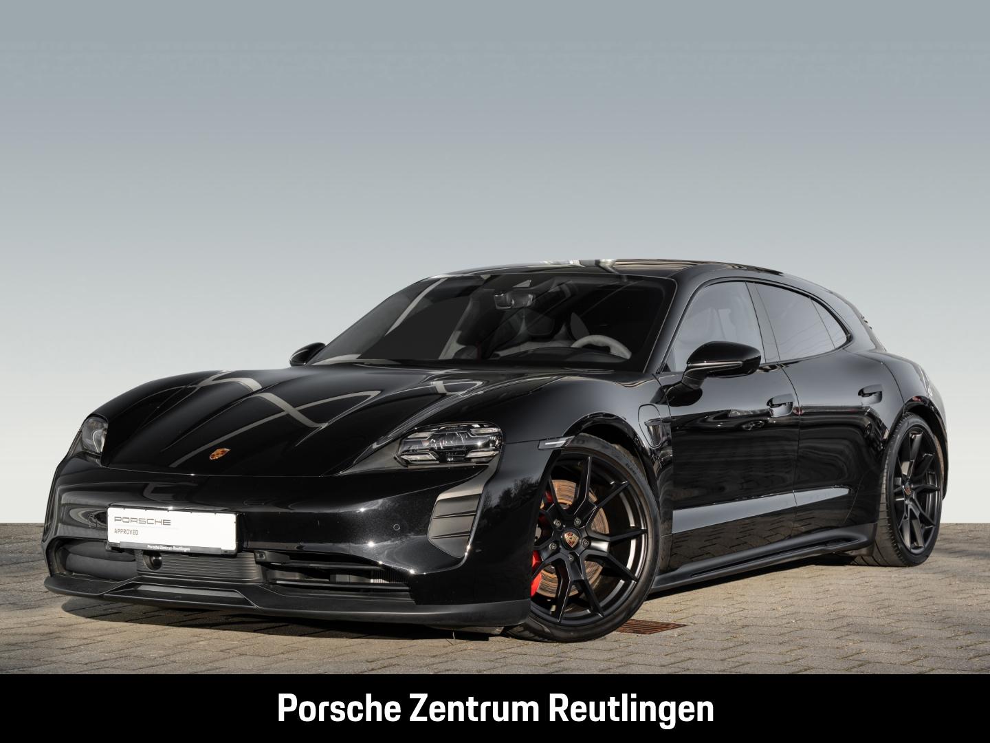 Porsche Taycan GTS Sport Turismo Head-Up Surround-View
