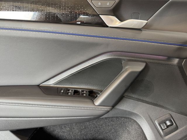 Tiguan R-Line 2,0 TDI 4M DSG LEDER+PANO+AHK+STAN